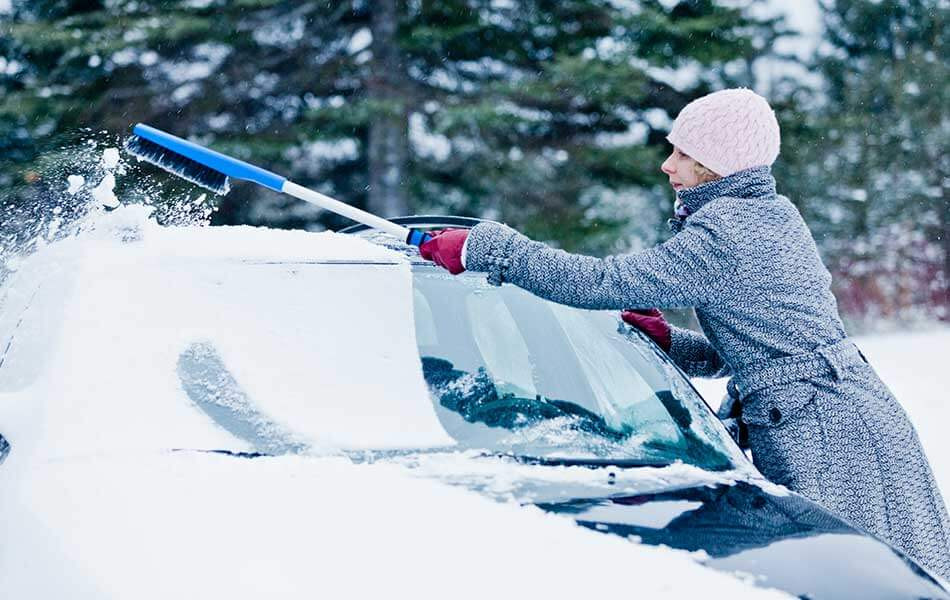 Auto Glass Care Tips For Cold Weather in Colorado